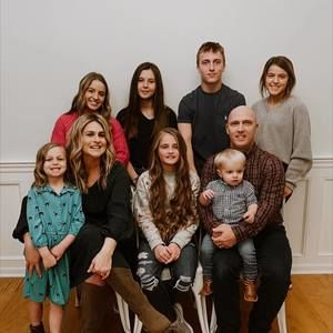 Meet your Posher, Tj sonya